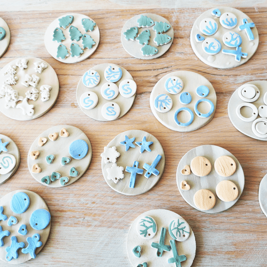 Vide d'atelier Corinne Ceramique Aix en Provence Pendentifs sorties du four