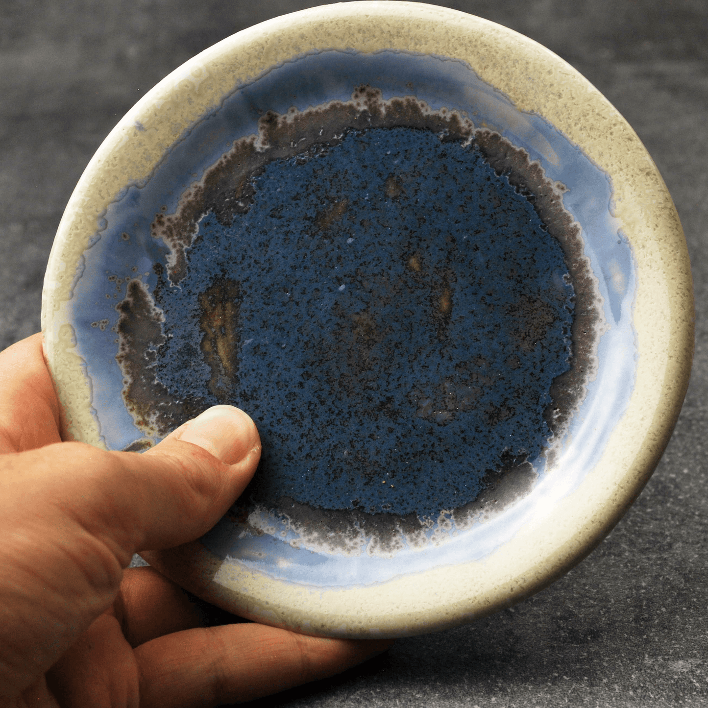 Vaisselle Artisanale Unique Corinne Céramique Aix-en-Provence bleu blanc