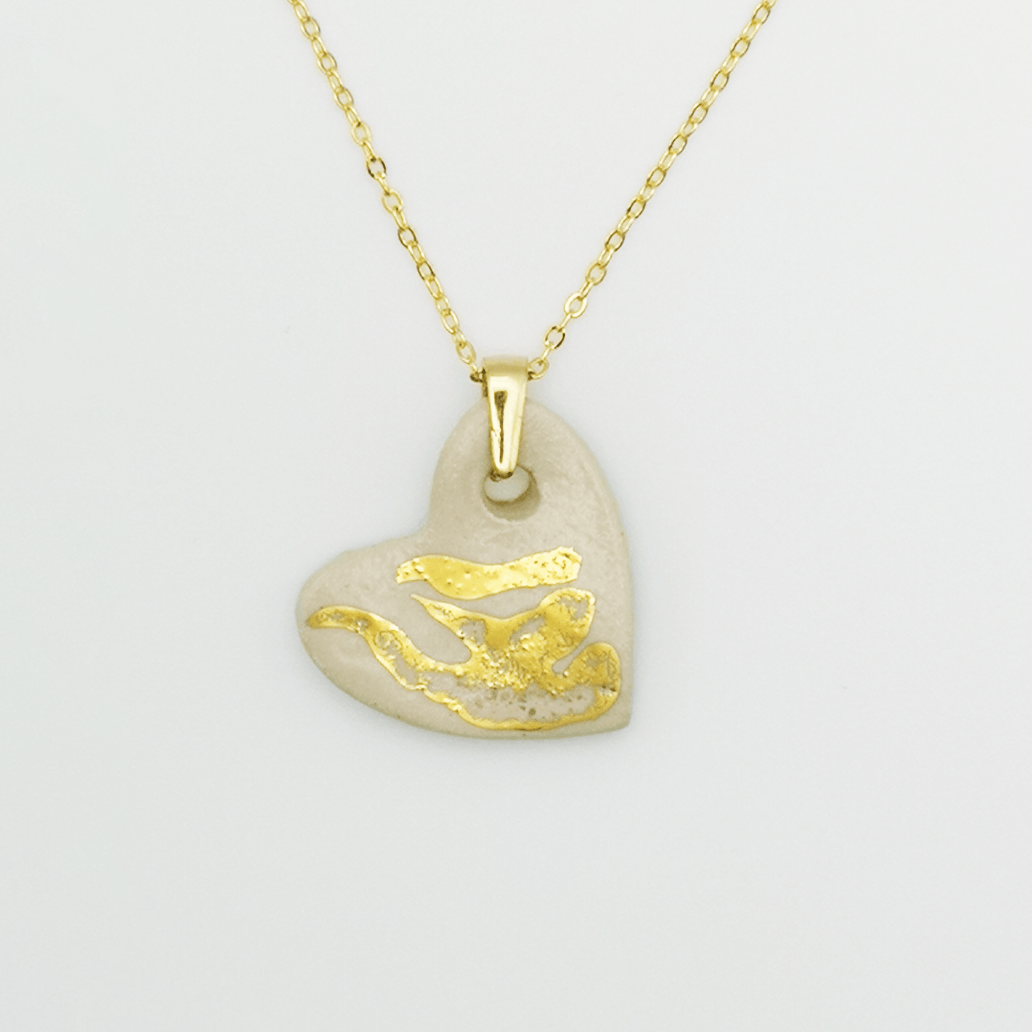 Collier coeur blanc or pour femme luxe chic forte feu amour