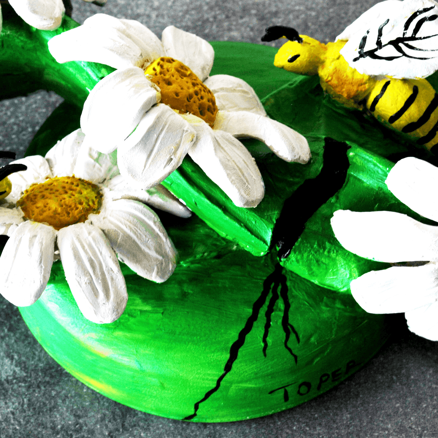 Sculptur Bee Abeille Infinity Fleur Marguerite Ecologie