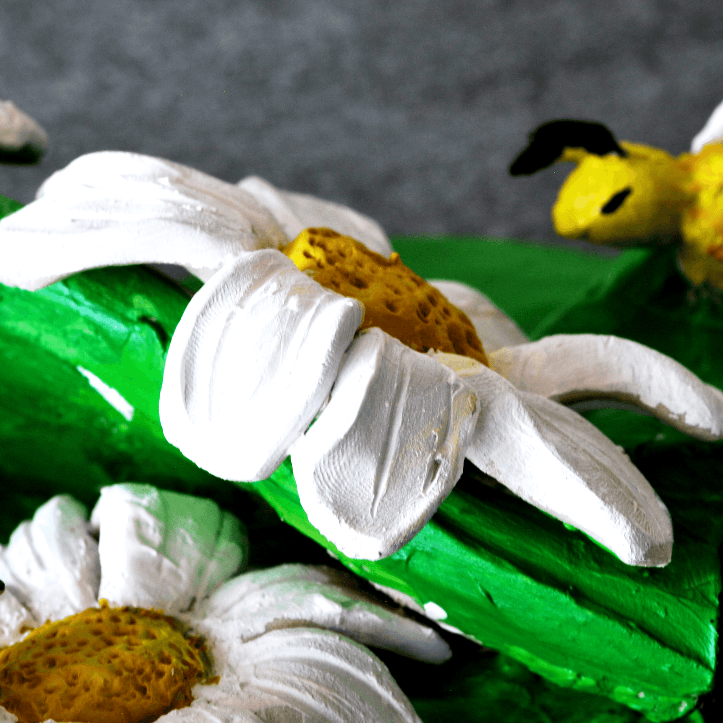 Sculptur Bee Abeille Infinity Fleur Marguerite Ecologie