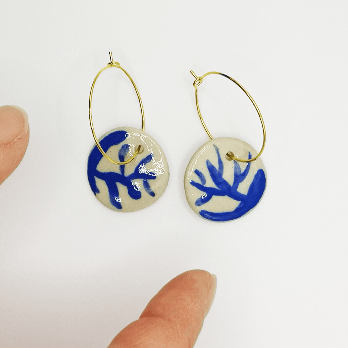 Boucles d'oreilles bleu branche nature Corinne Ceramique