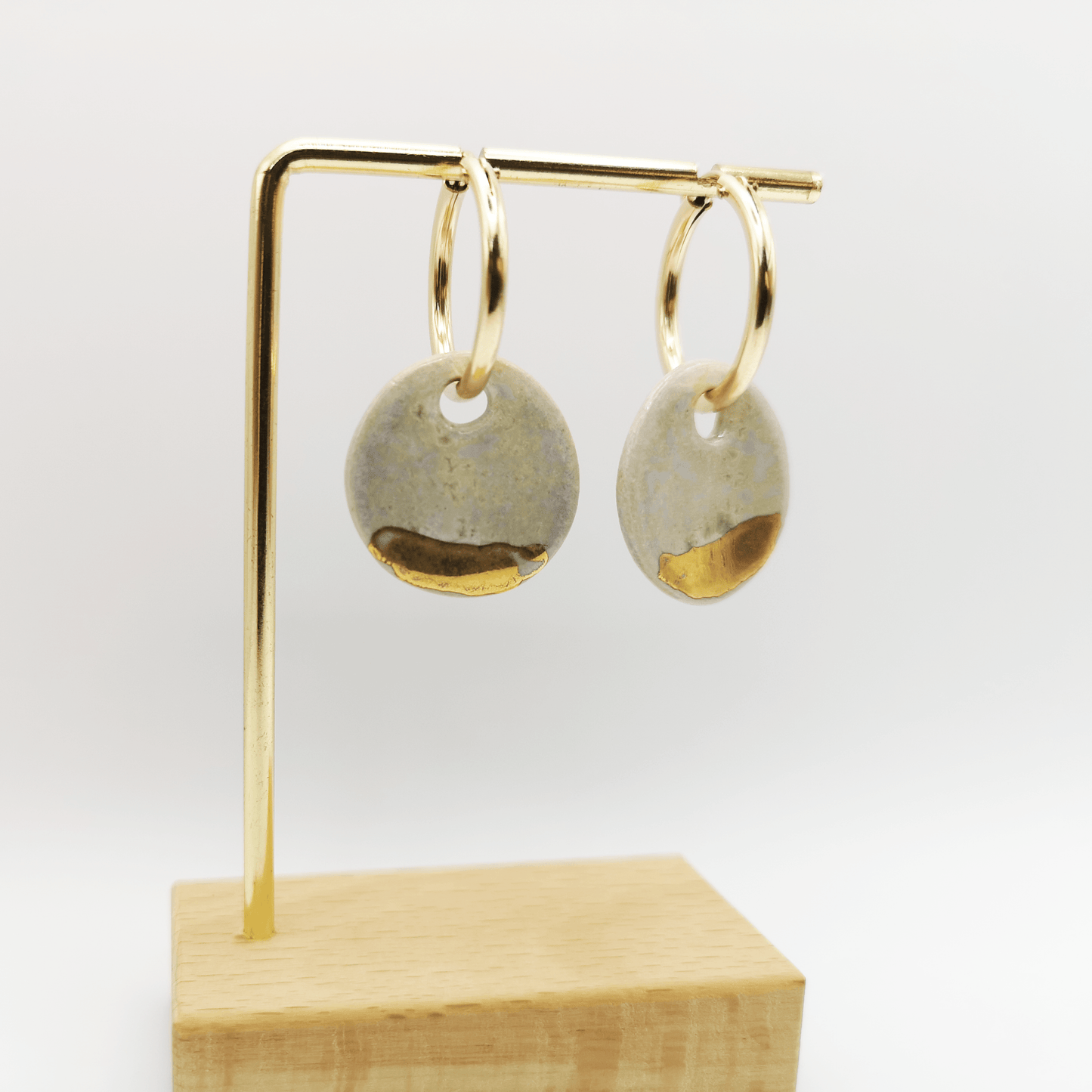 Boucles d'oreilles blanc nacre or gold filled pendante pour femme