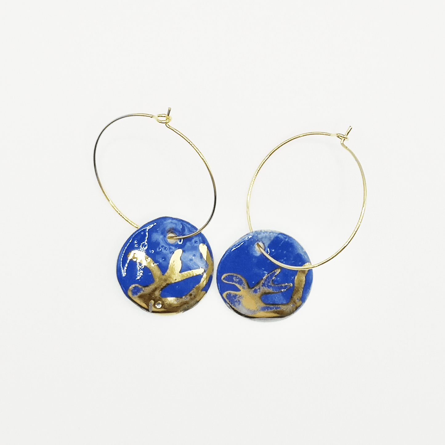 Boucles d'oreilles bleu Klein Matisse tendance pour femme ultra leger