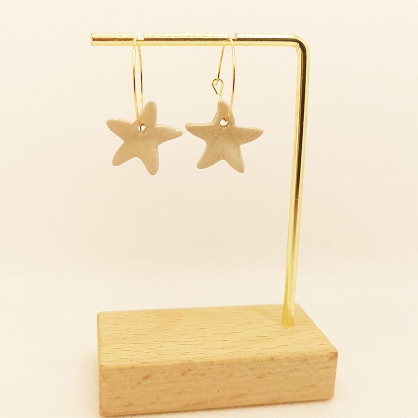 Boucles d'oreilles blanches etoiles aix en provence