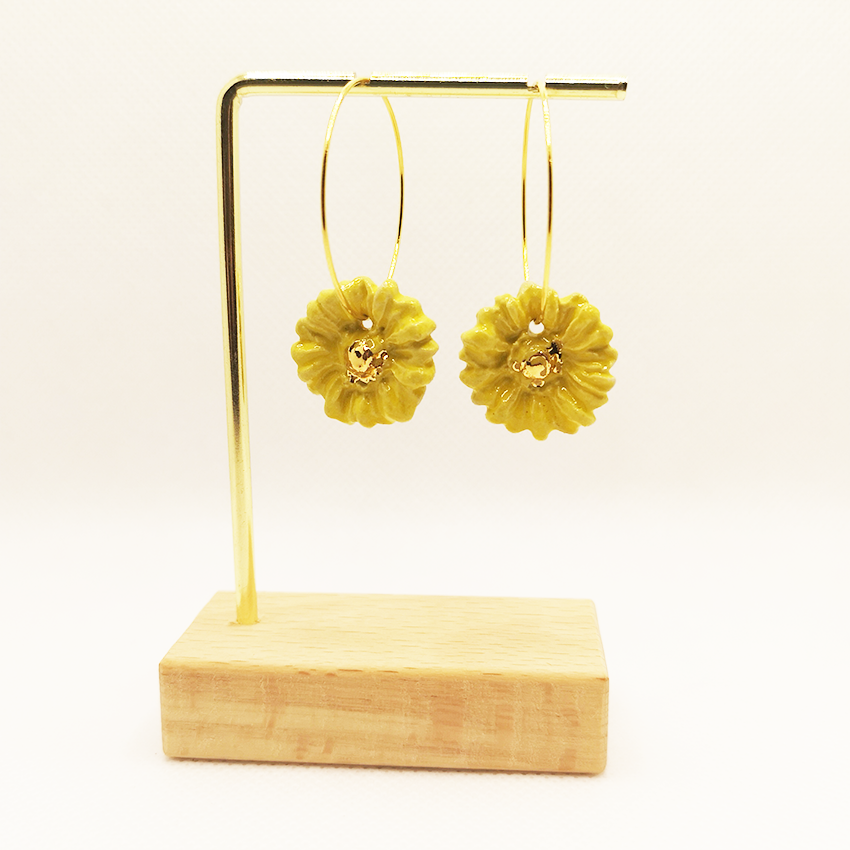 boucles d'oreilles jaune marguerite pendante femme