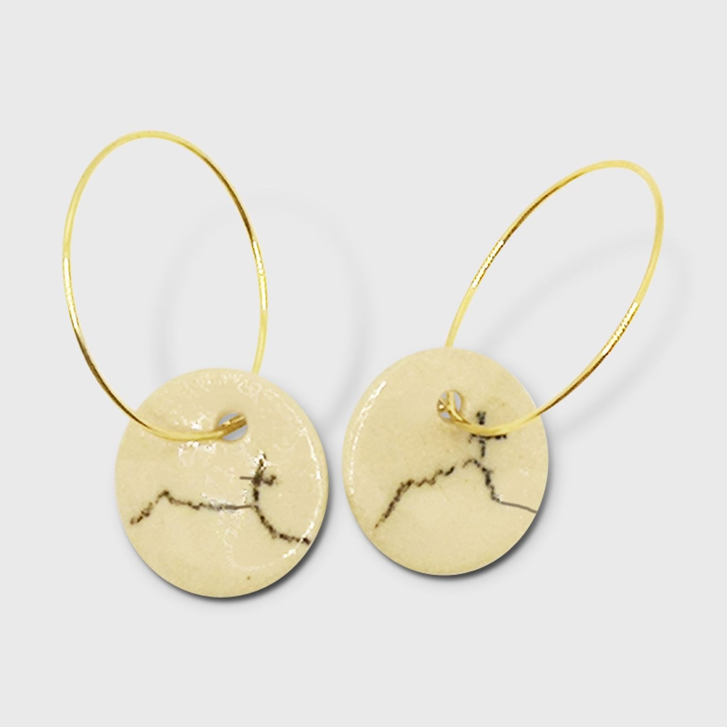 Boucles d'oreilles blanc noir or pendante pour femme Montagne Sainte Victoire Aix en Provence souvenir pour femme