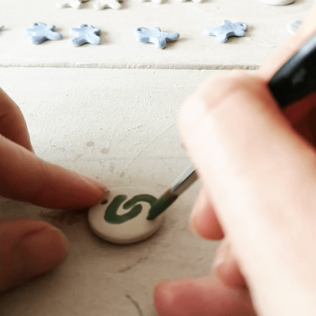 Argile ceramique engobe bijoux peindre