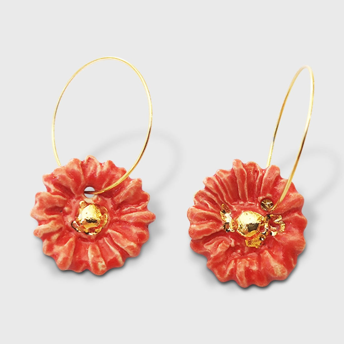 Boucles d'oreilles rouge corail fleur or fait main artisan aix en provence ceramique bijoux