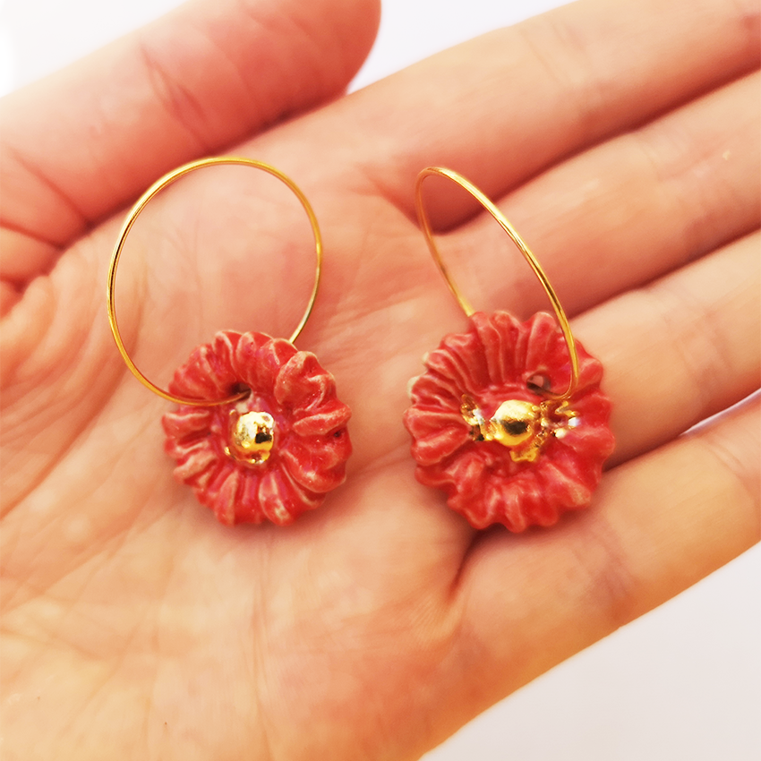 Boucles d'oreilles fleur rouge marguerite pendante pour femme