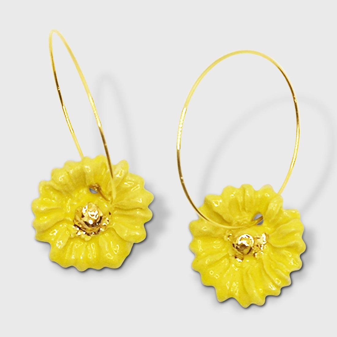 Boucles d'oreilles fleurs jaune or marguerite pendante pour femme fait main artisan luxe art
