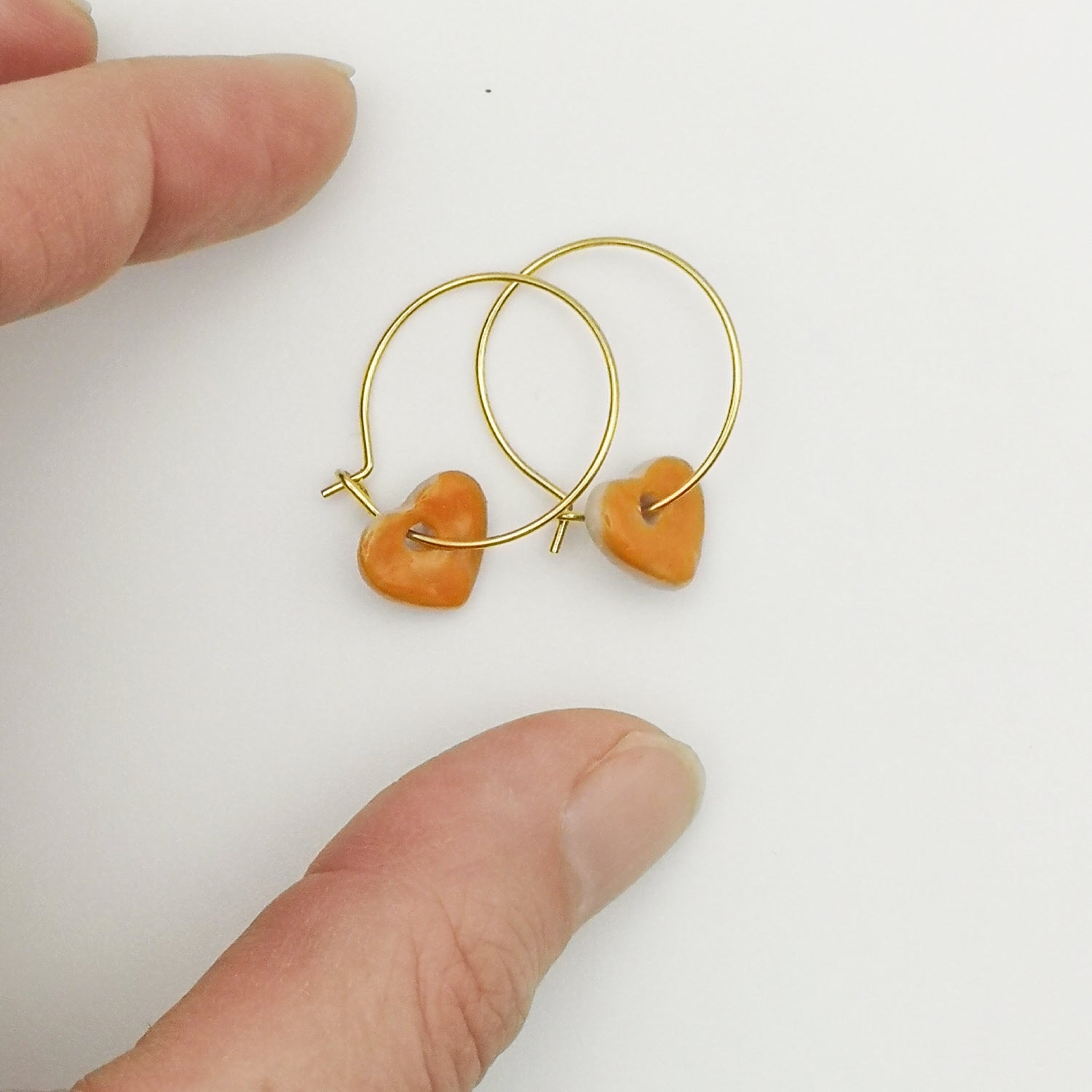 Boucles d'oreilles coeur orange et or pour femme aix en provence artisanat d'exception luxe idee cadeau