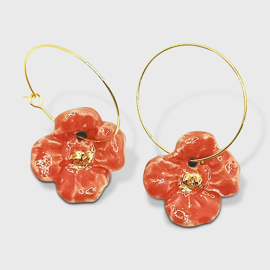 boucle d'oreille fleur rouge