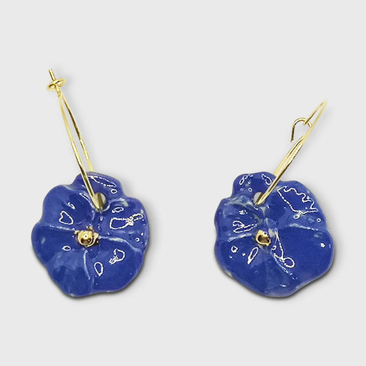 boucles d'oreilles bleu or fleur pensee fantaisie pendant pour femme Corinne Ceramique